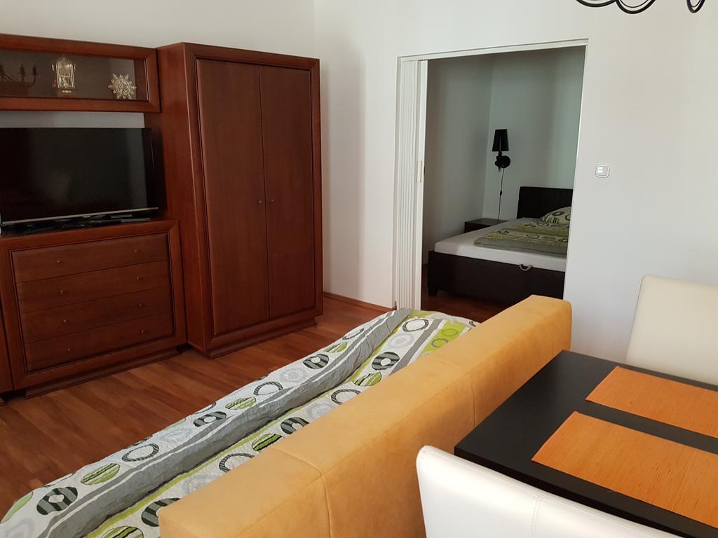 Apartman Kaszas Central Mosonmagyaróvár Exteriör bild