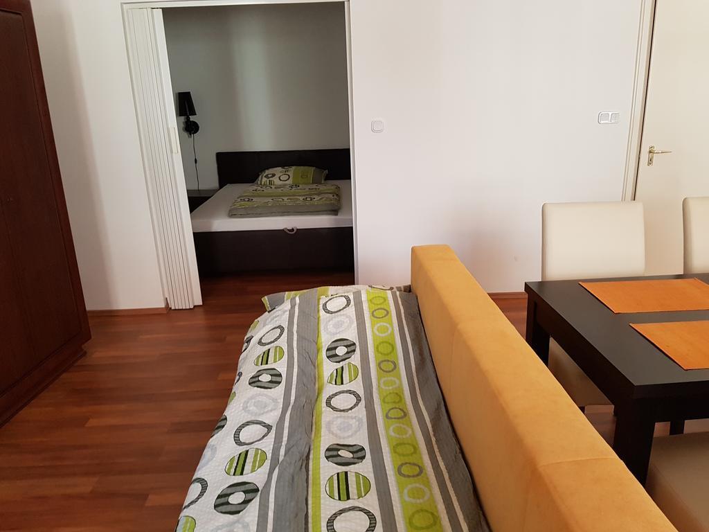 Apartman Kaszas Central Mosonmagyaróvár Exteriör bild